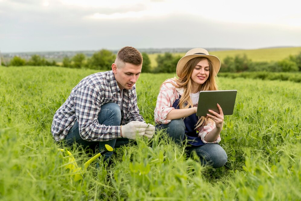 How to Integrate Technology with Traditional Farming